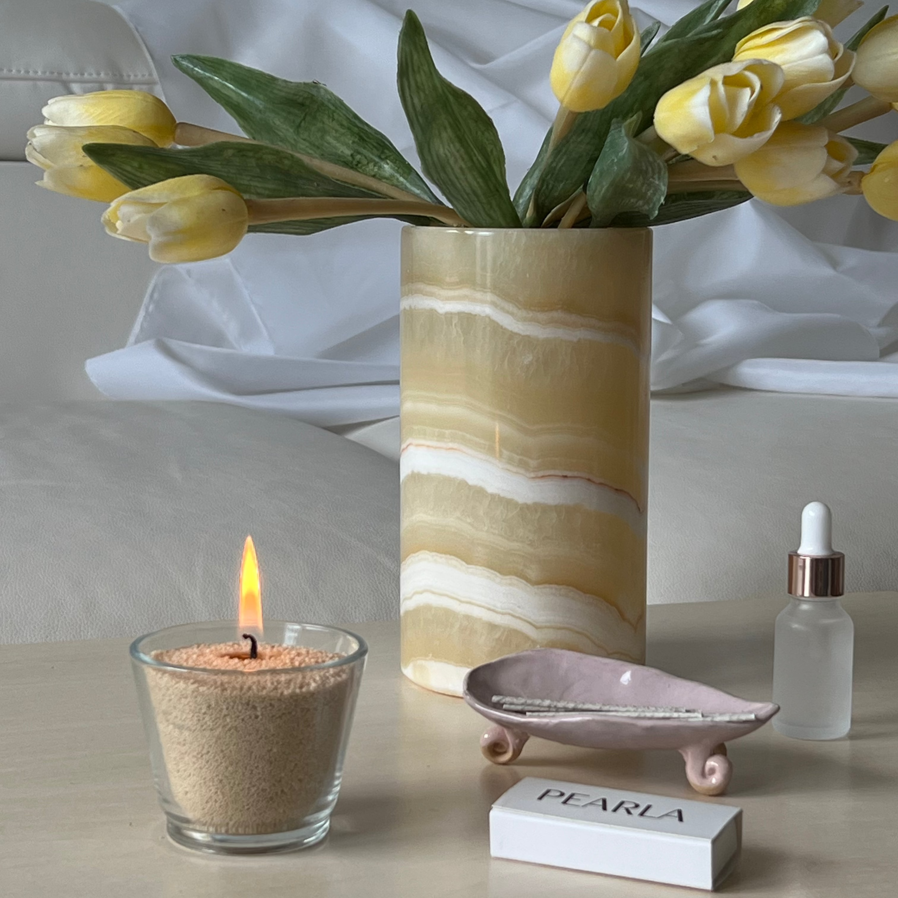 Sypaná svíčka 350g | 85h Pískově Béžová